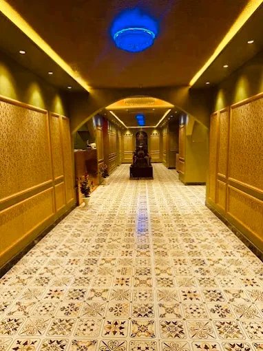 Grand Corridor
